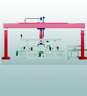 溢膠組框機(jī)、機(jī)械手臂、打膠機(jī)